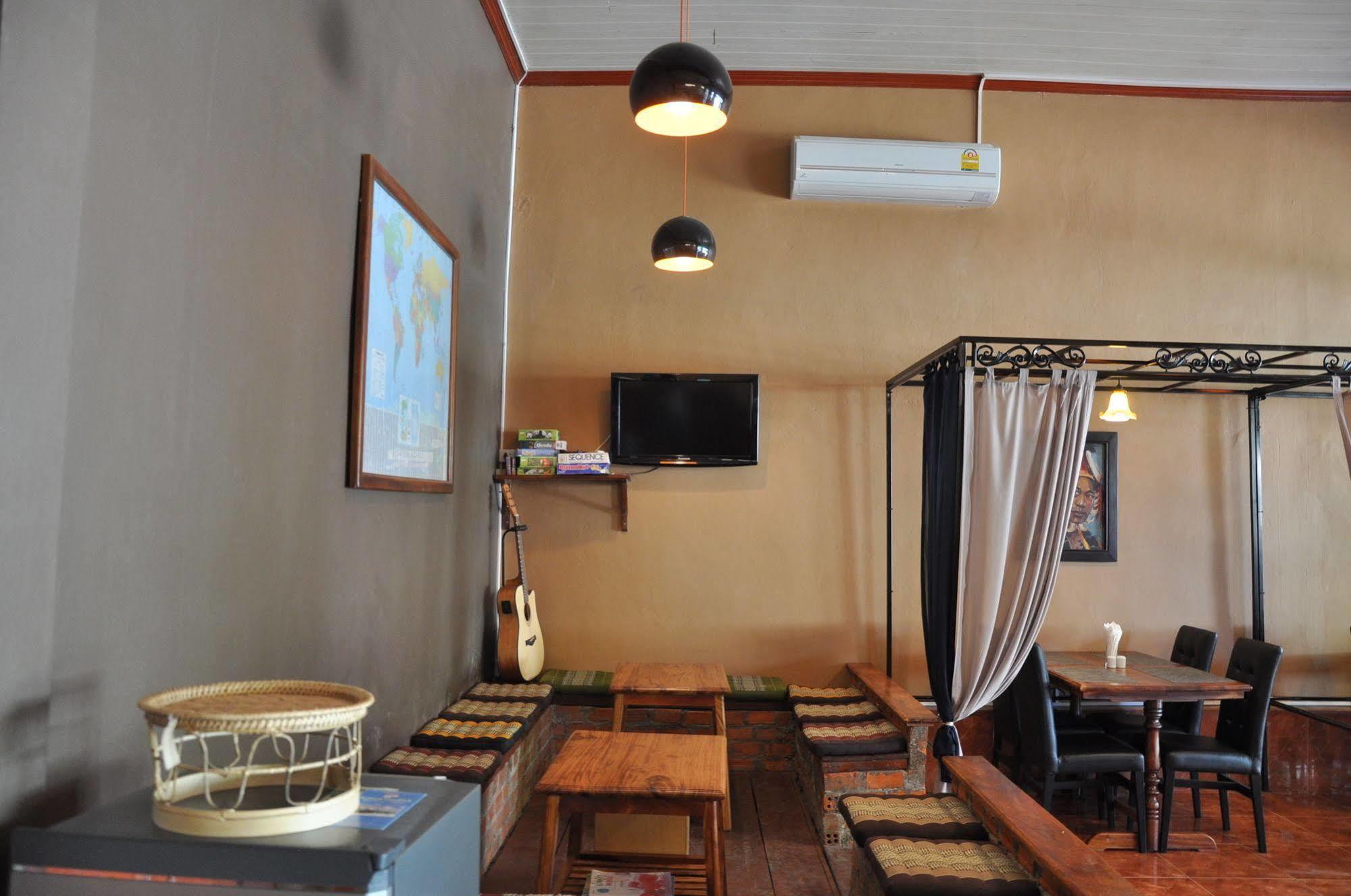 Pilgrim'S Kitchen & Inn Savannakhét Zewnętrze zdjęcie